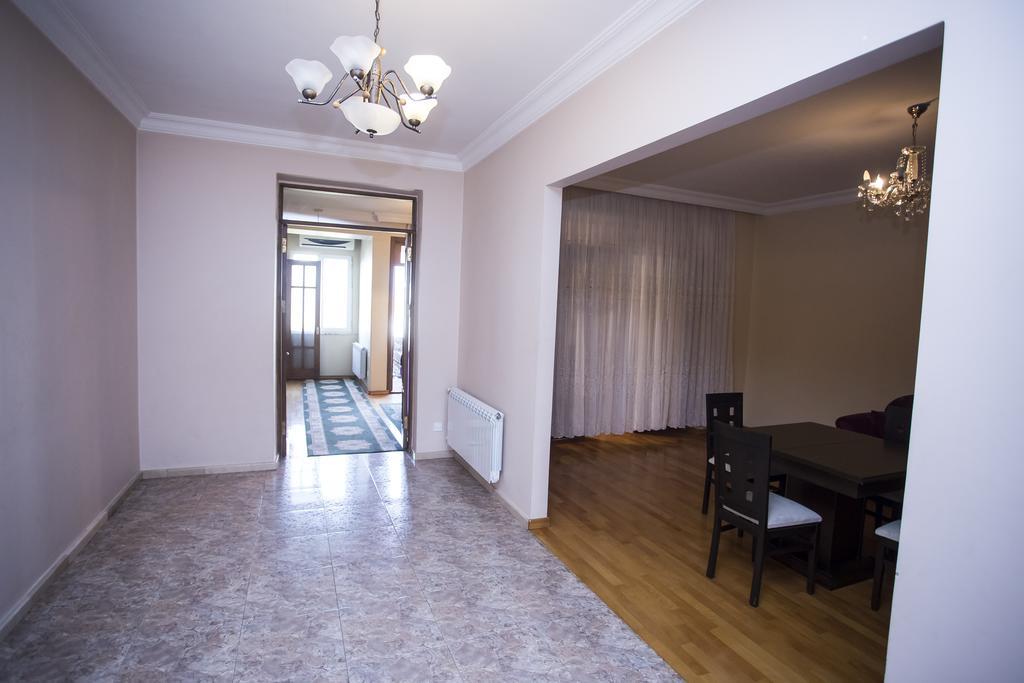 Batumi City Center Apartment 외부 사진