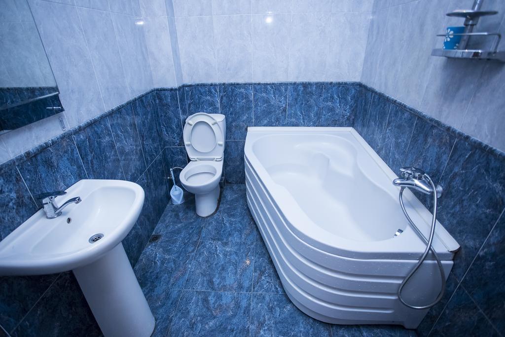 Batumi City Center Apartment 외부 사진